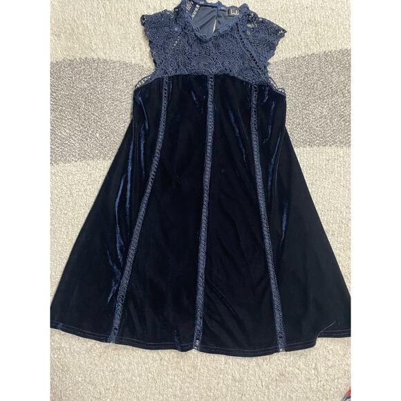 Lulus Women's Small Crocheted Lace Velvet Trapeze Swing shift Dress Navy Blue - Picture 1 of 8
